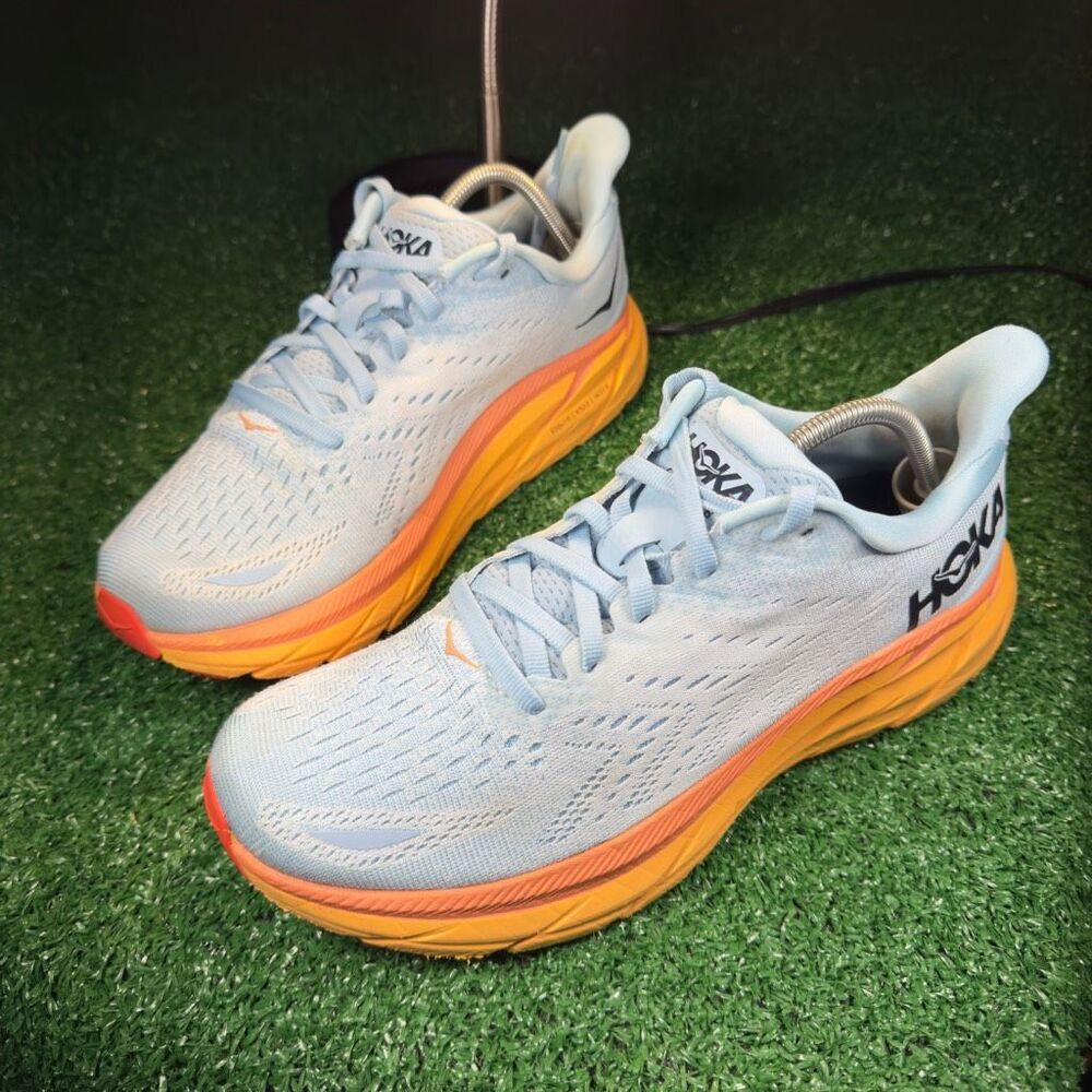 HOKA ONE ONE CLIFTON 8 - Women’s Running Shoes - SIZE 7.5B